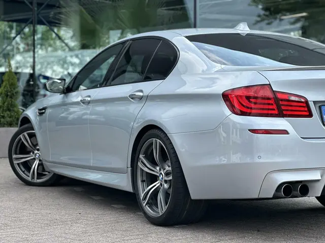 BMW M5 5-serie 2012 Benzine 12