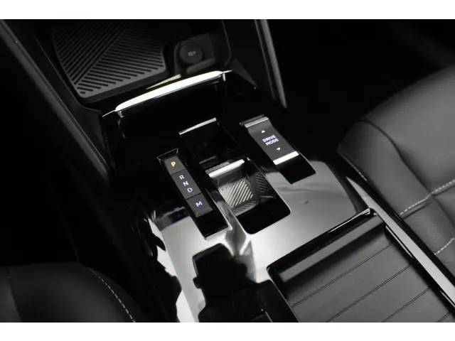 Citroën C4 1.2 Puretech Feel 2023 Benzine 20