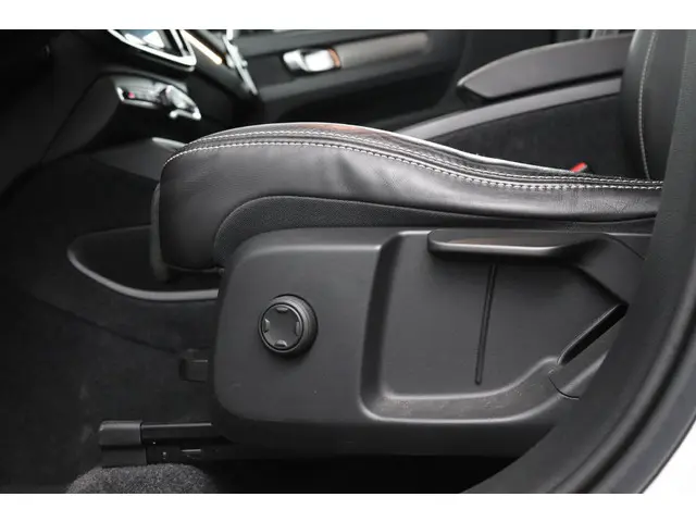 Volvo XC40 1.5 T3 R-Design 2019 Benzine 14