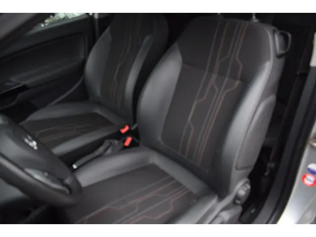 Opel Corsa 1.2-16V Anniversary Edition 2013 Benzine 8