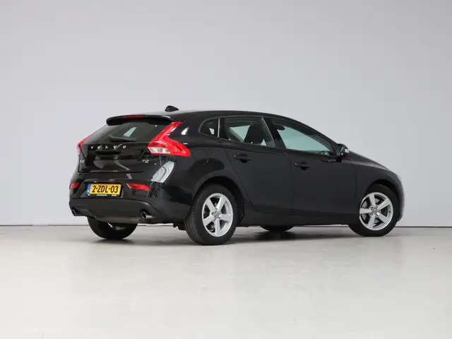 Volvo V40 1.6 T2 Momentum 2014 Benzine 2