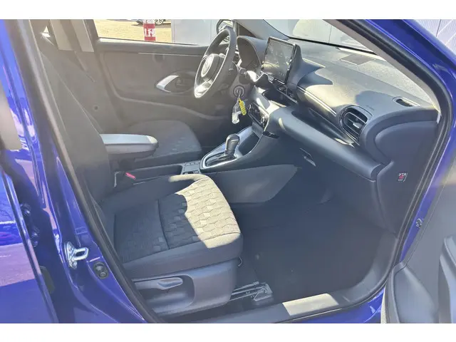 Toyota Yaris 1.5 Hybrid 115 Active 2025 Hybride Benzine 34