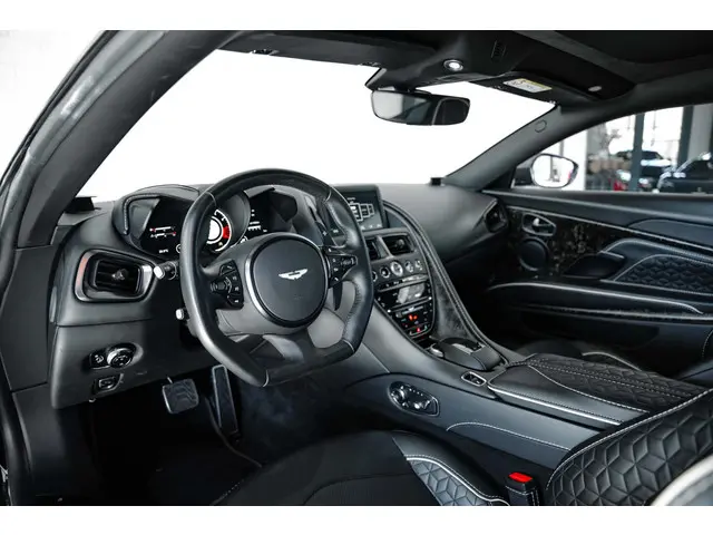 Aston Martin DBS 5.2 V12 Superleggera 2019 Benzine 29