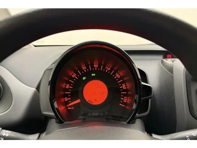 Peugeot 108 1.0 e-VTi Active 2018 Benzine 17