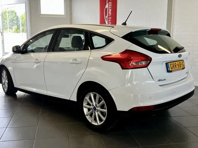 Ford Focus Wagon 1.0 EcoB. Tit. Bns 2018 Benzine 4