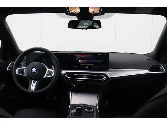 BMW 3 Serie 320e 2025 Hybride Benzine 18