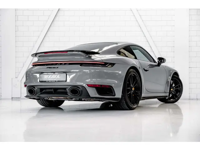 Porsche 911 Turbo S Coupé 2021 Benzine 3