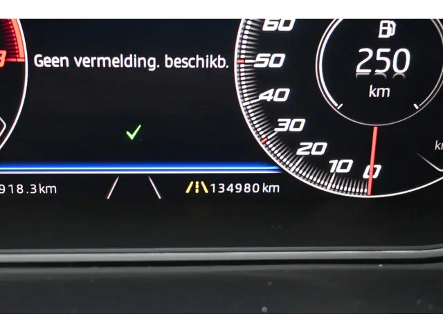 SEAT Leon ST 1.5 TSI FR Ultimate Edition 2020 Benzine 38