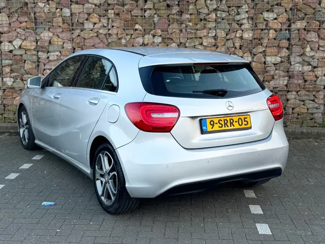 Mercedes-Benz A-Klasse 180 4U3 2013 Benzine 9