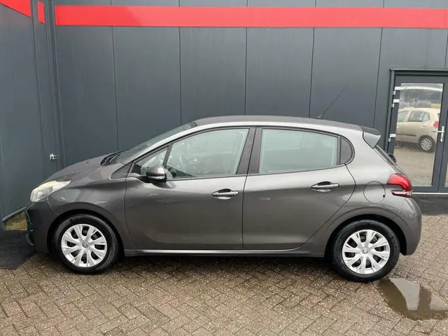 Peugeot 208 1.2 PureTech Blue Lion 2018 Benzine 5