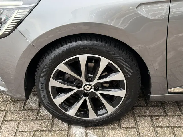 Renault Clio 1.0 TCe 90 Techno 2022 Benzine 3