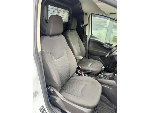 Ford Transit Courier 1.0 Trend EcoBoost S&S 2022 Benzine 11