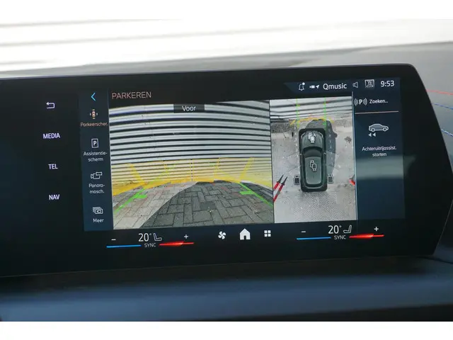 BMW 1 Serie 5-deurs 120 2025 Benzine 18