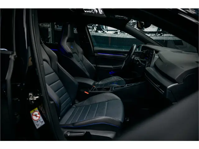 Volkswagen Golf 2.0 TSI R 4Motion 2022 Benzine 15