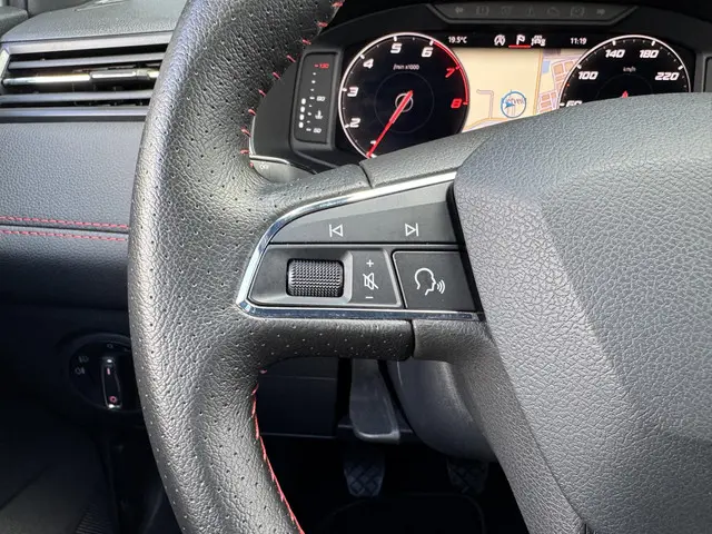 SEAT Ibiza 1.0 TSI FR BUSINESS INTENSE 2020 Benzine 17