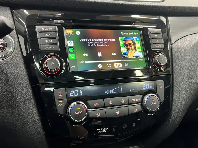Nissan QASHQAI 1.3 DIG-T N-Connecta 2019 Benzine 26