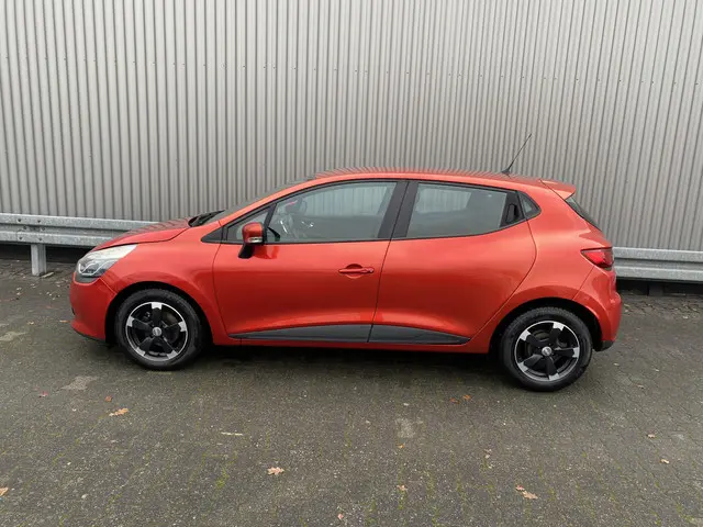 Renault Clio 1.2 Authentique 2014 Benzine 9