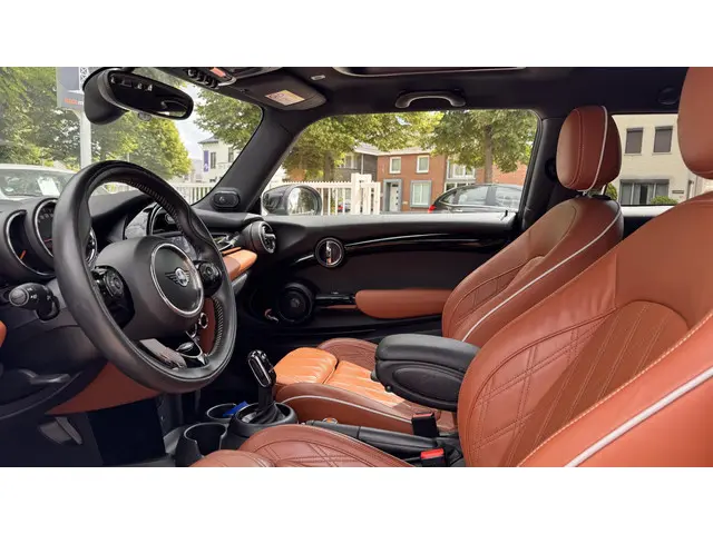 MINI Cooper Mini 1.5 60 Years Edition 2019 Benzine 13