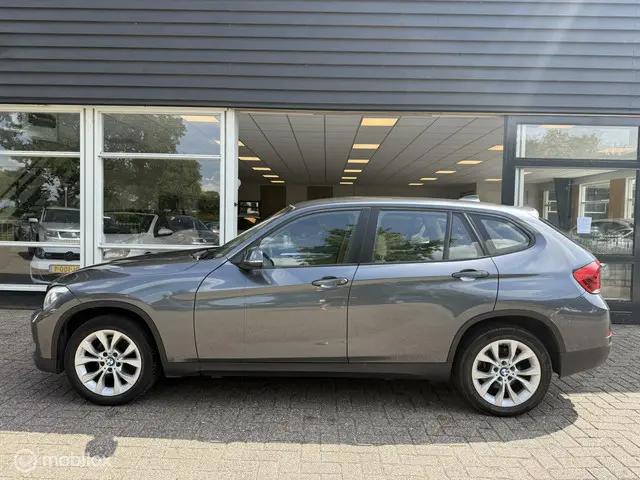 BMW X1 sDrive20i Business 2013 Benzine 2