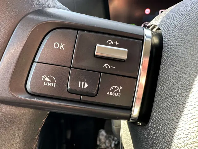 Citroën C4 1.2 PureTech Shine S 2023 Benzine 13