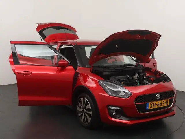 Suzuki Swift 1.2 Sportline 2018 Benzine 23