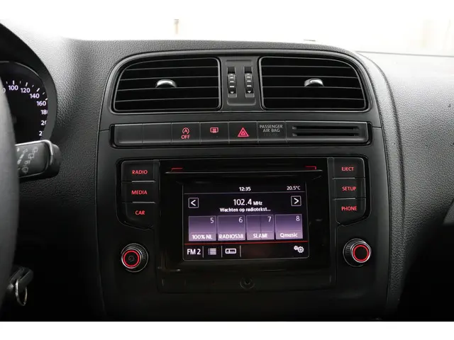 Volkswagen Polo 1.0 2014 Benzine 13