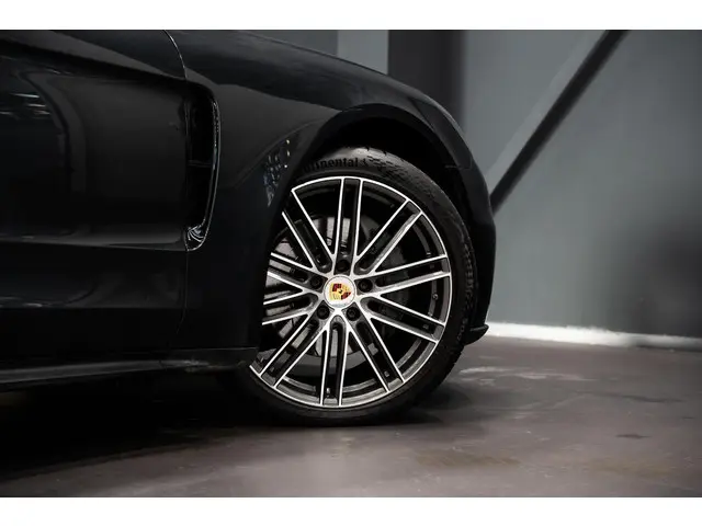 Porsche Panamera 2.9 4S 2017 Benzine 32