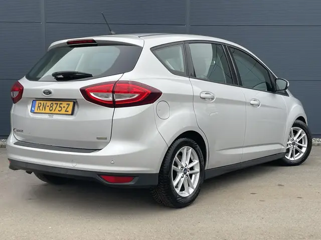 Ford C-MAX 1.0 Trend 2018 Benzine 4