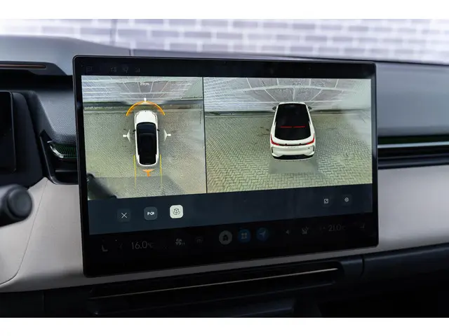 Lynk & Co 08 1.5 More 2026 Hybride Benzine 40