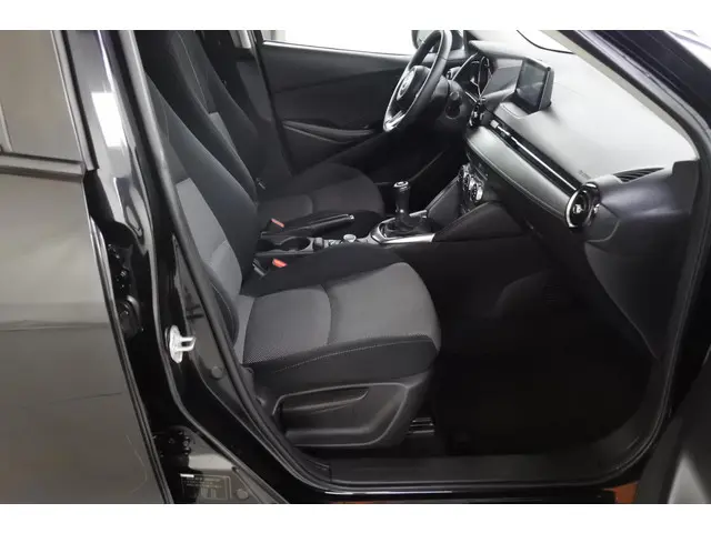 Mazda 2 1.5 90pk Sports-line 2017 Benzine 5