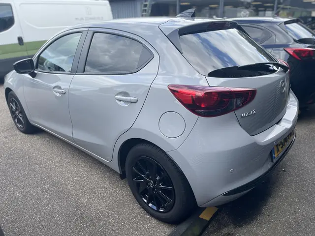 Mazda 2 1.5 e-SkyActiv-G 90 Homura 2024 Benzine 4