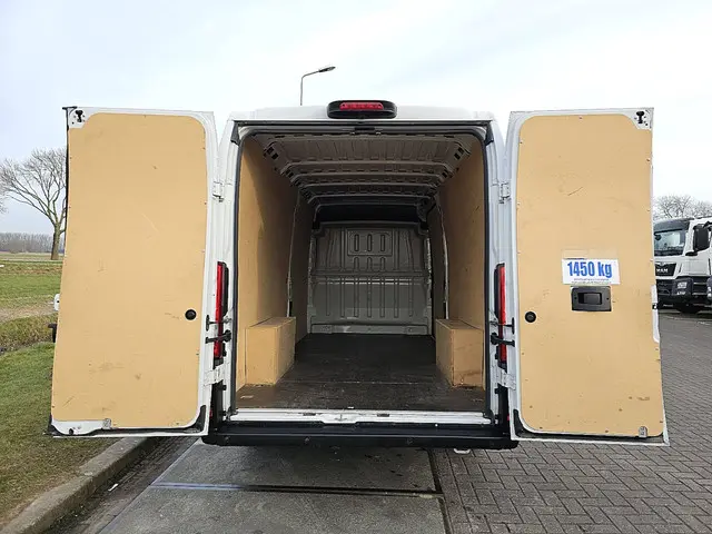 Peugeot Boxer 2.2 2022 Diesel 14