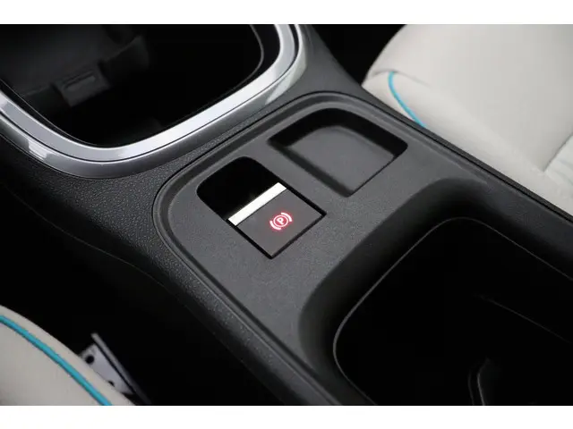 Fiat 600 1.2 Hybrid La Prima 2024 Benzine 30