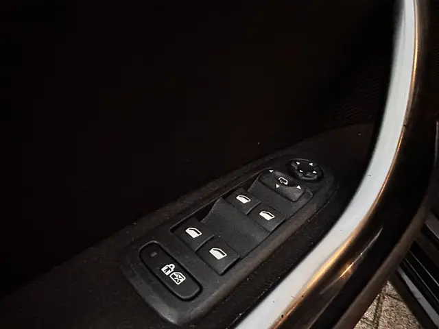 Peugeot 308 SW 1.6 VTi Sportium 2013 Benzine 17