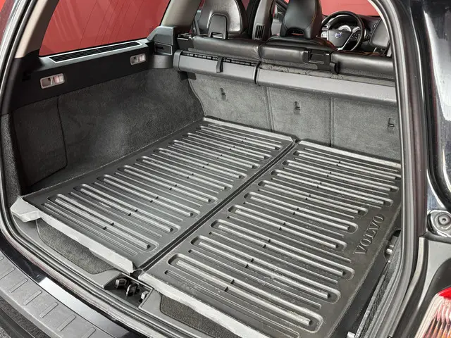 Volvo V70 1.6 T4 Summum 2013 Benzine 15