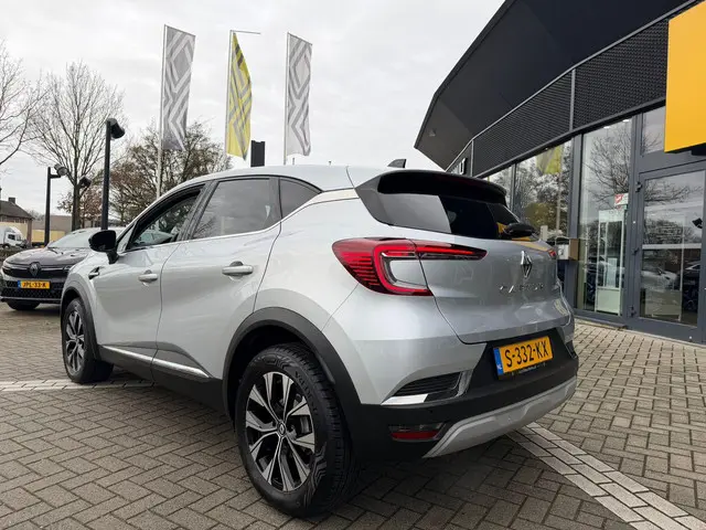 Renault Captur TCe 90 techno 2023 Benzine 4
