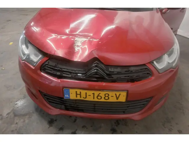 Citroën C4 1.6 BlueHDi Business Schadeauto! 2015 Diesel 25