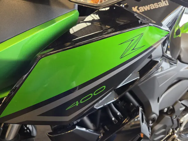 Kawasaki Z400 ABS 2023 Benzine 5