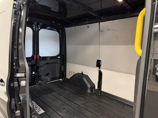 Ford Transit 290 2.0 TDCI L2H2 Trend 2020 Diesel 8