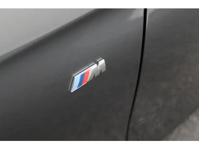 BMW 3 Serie Touring 335i High Executive 2014 Benzine 29