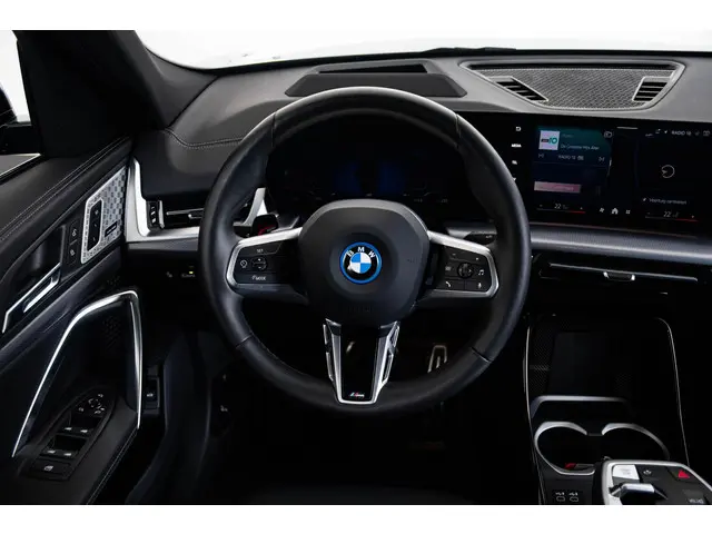 BMW iX2 xDrive30 67 kWh 2024 Elektrisch 43