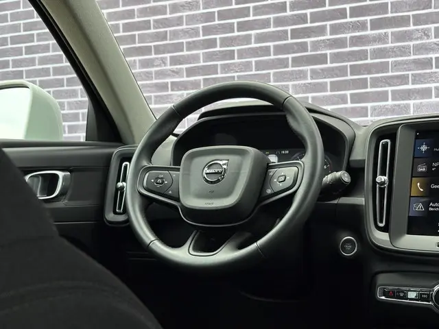 Volvo XC40 1.5 T2 Momentum Core 2021 Benzine 12
