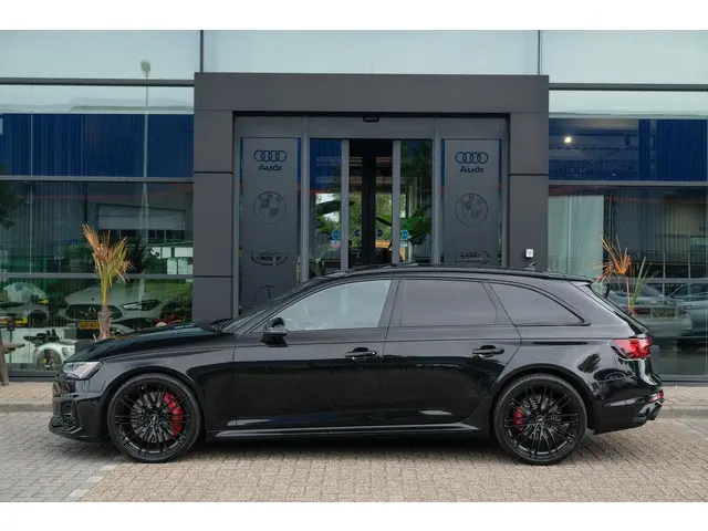 Audi RS4 Avant 2.9 TFSI 450pk Quattro 2018 Benzine 5