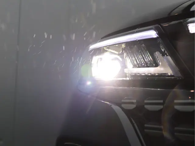 DFSK E5 PHEV 1.5 2025 Hybride Benzine 8