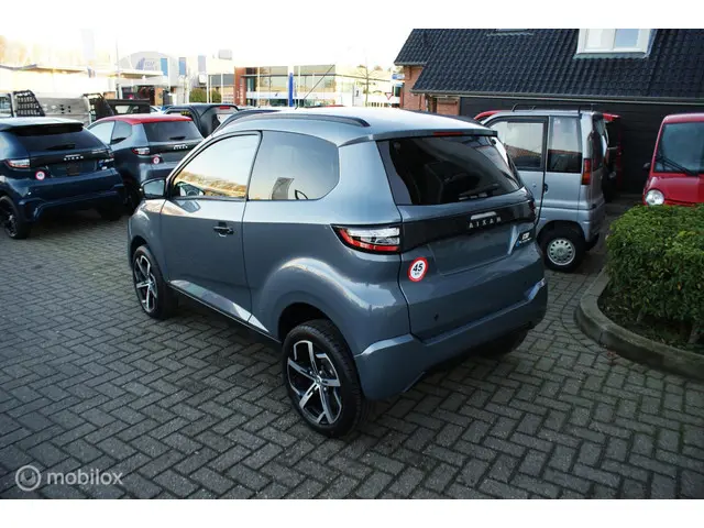 Aixam eCrossover Brommobiel SUV 2025 Elektrisch 3