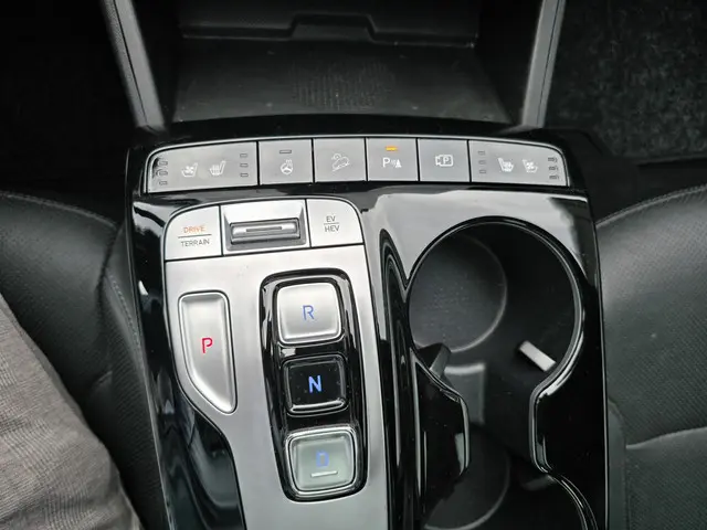 Hyundai Tucson 1.6 VERKOCHT 2022 Hybride Benzine 21