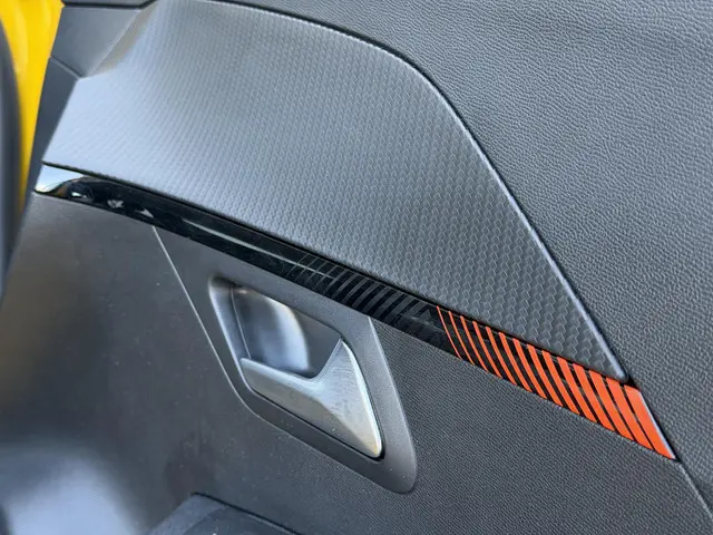 Peugeot 208 1.2 PureTech Active 2020 Benzine 29