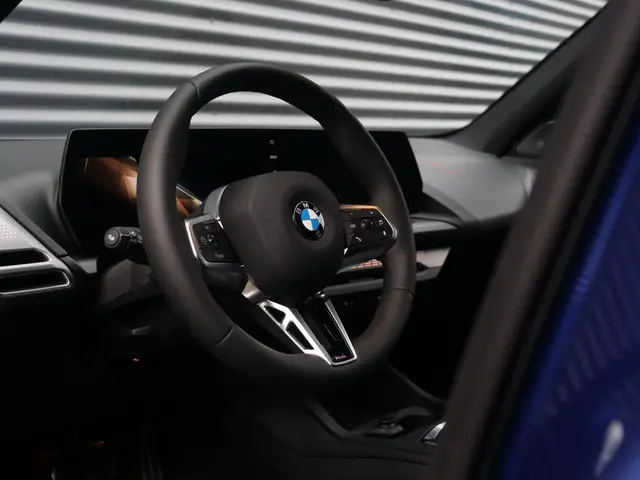 BMW 1 Serie 5-deurs 120 2025 Benzine 14