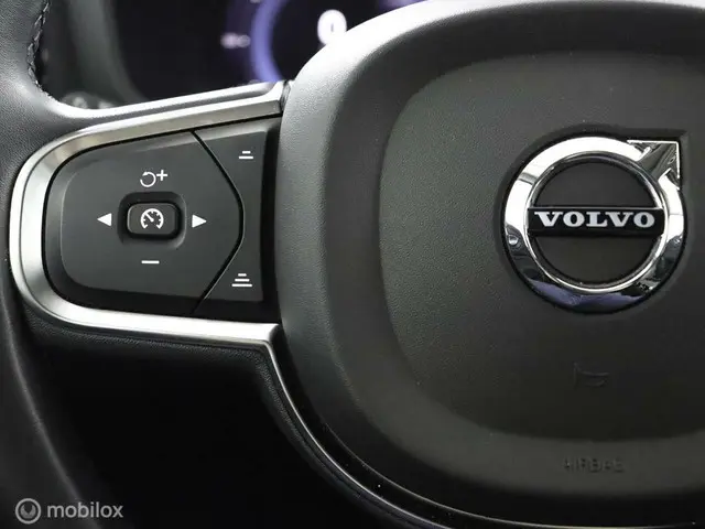 Volvo V60 2.0 B3 Essential| Camera | Trekhaak 2023 Benzine 62