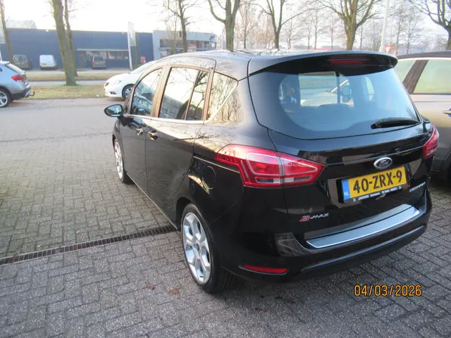 Ford B-MAX 1.0 EcoBoost Titanium 2013 Benzine 4